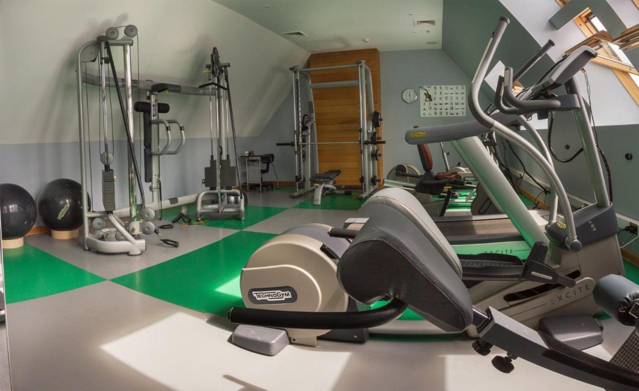 Wyndham Puerto Varas Pettra Exteriör bild A gym in the UK