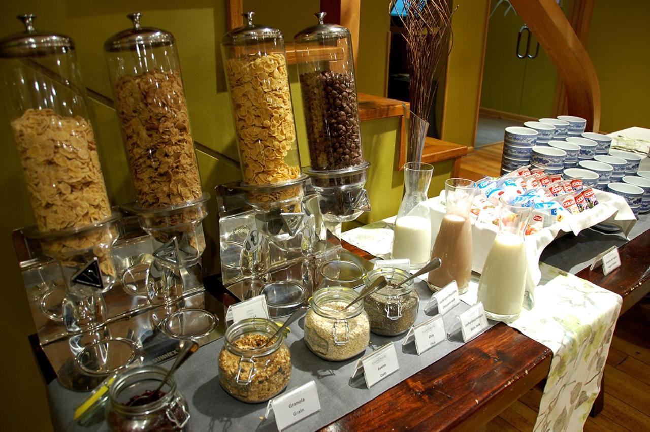 Wyndham Puerto Varas Pettra Exteriör bild A cereal bar