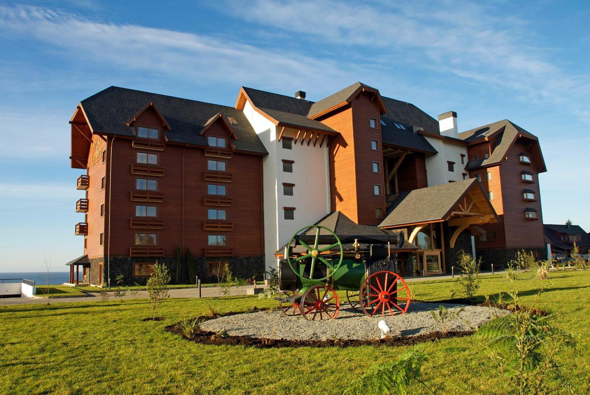 Wyndham Puerto Varas Pettra Exteriör bild