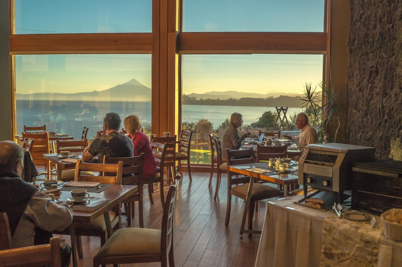 Wyndham Puerto Varas Pettra Exteriör bild Restaurant